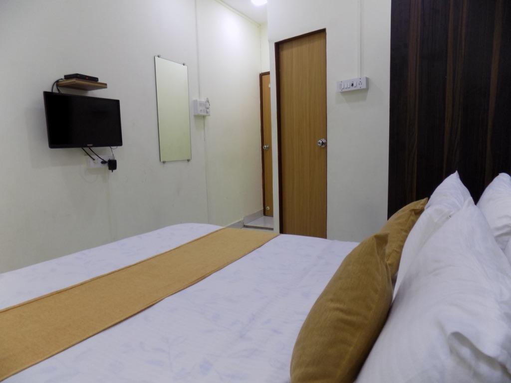 Maha Residency Bed & Breakfast - Mumbai — Photos 2